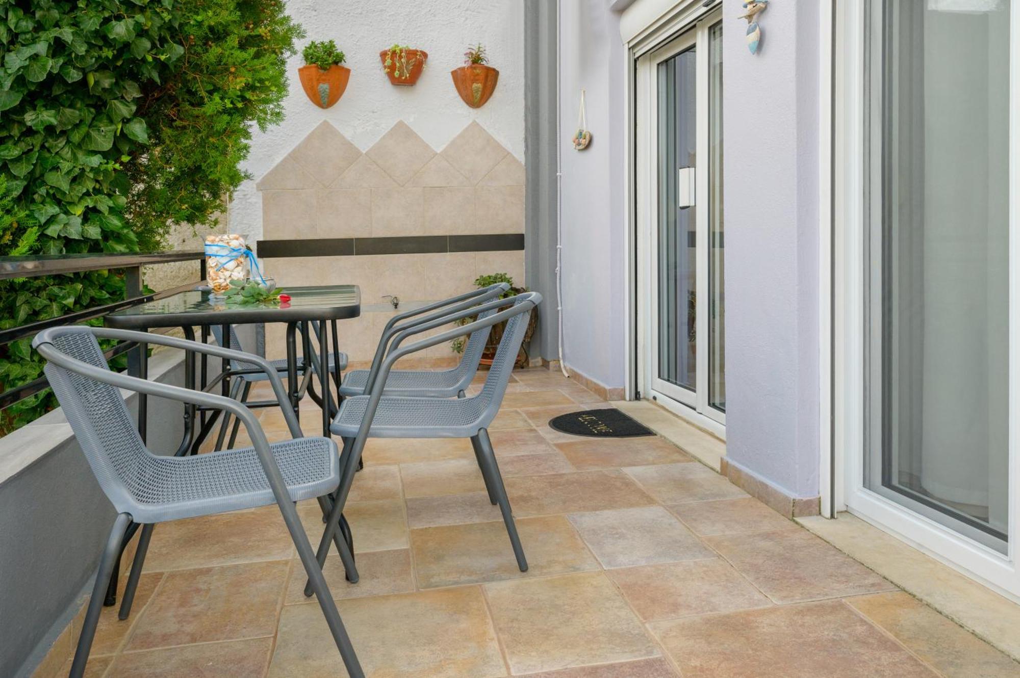 Michael'S Apartment'S Nea Roda Exterior foto